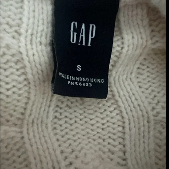 GAP Women's Ivory Cable Knit Cardigan Sweater S Toggle Wool Cashmere Angora Y2K - Picture 10 of 11